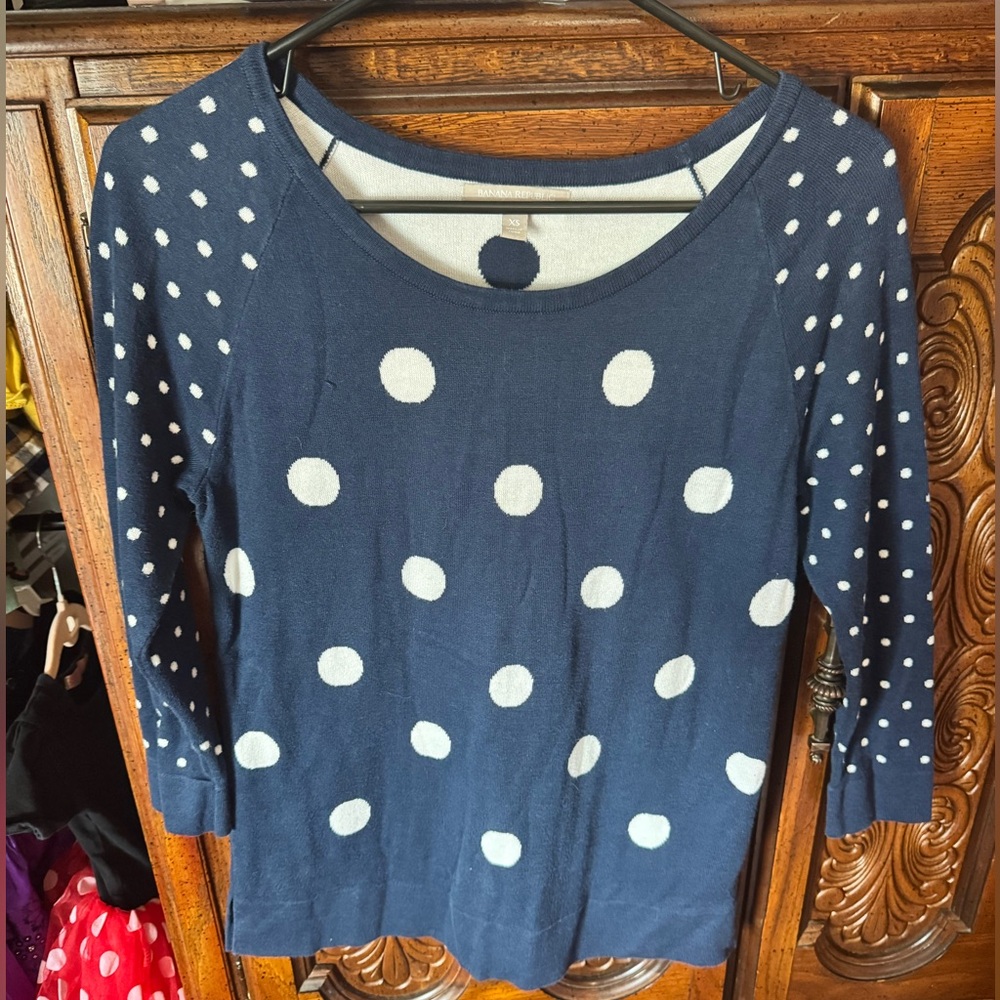 Comfortable blue with white polka dots